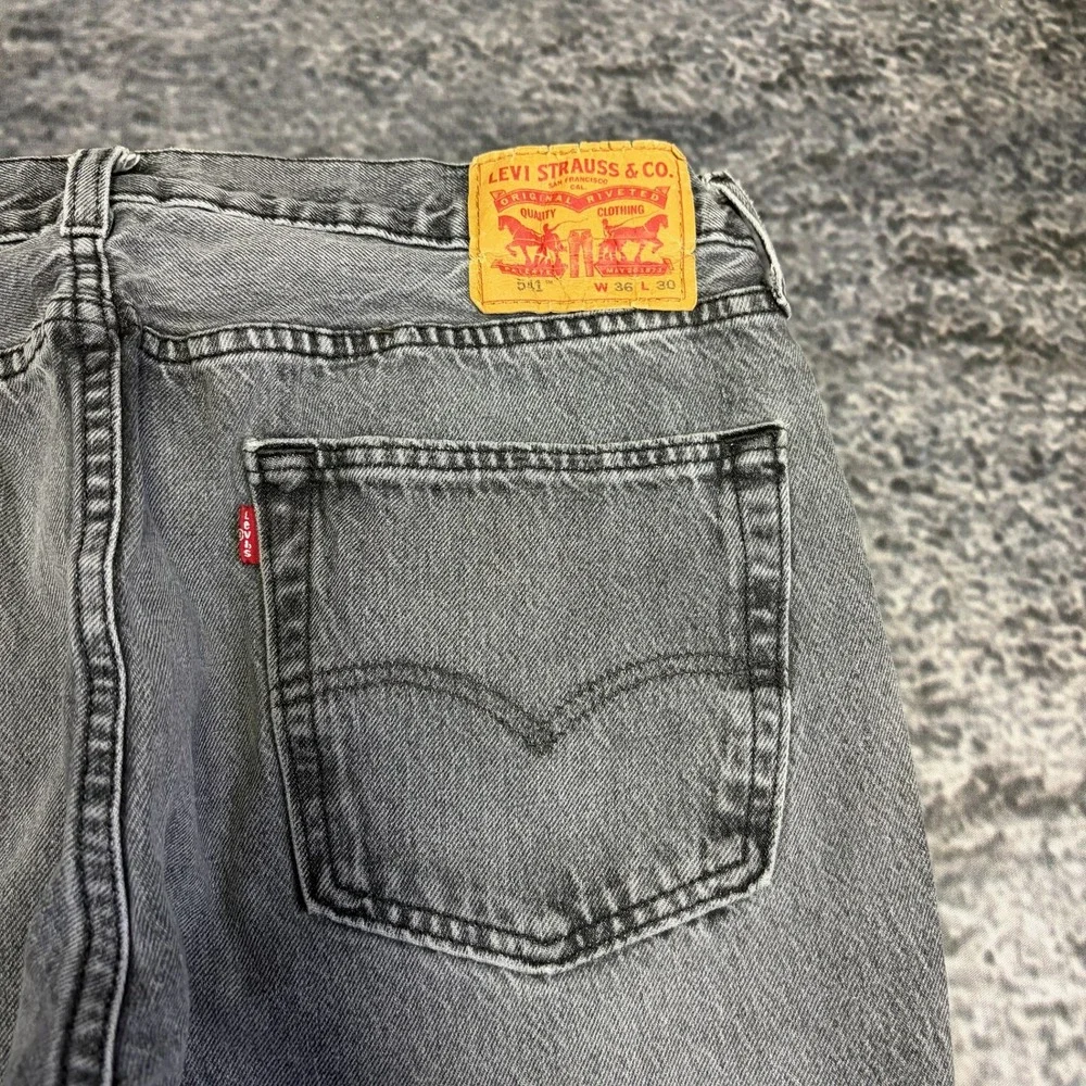 Levis levi 541